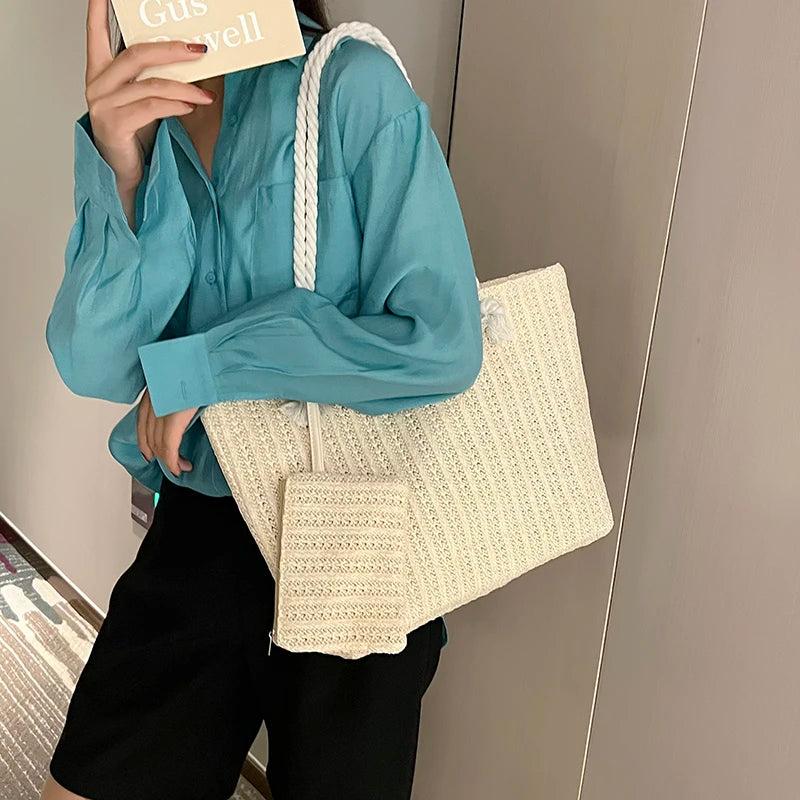 Bolso estilo rafia grande con neceser✨👜
